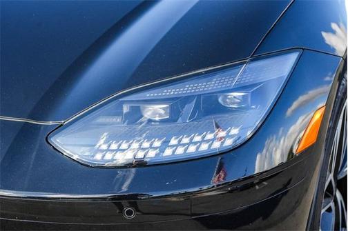 2023 Hyundai IONIQ 6 SEL