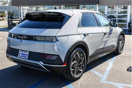 2024 Hyundai IONIQ 5 SEL