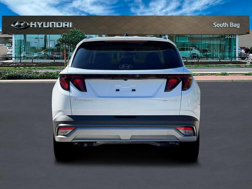 2026 Hyundai TUCSON Hybrid SEL