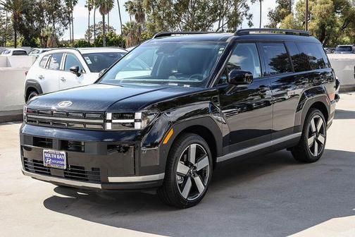 Shimmering Silver 2026 Hyundai TUCSON SEL
