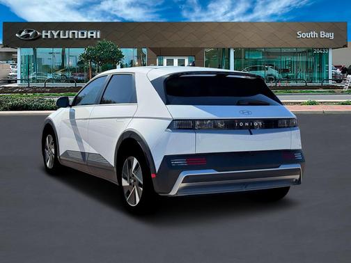 2026 Hyundai IONIQ 5 SE