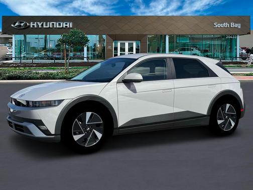 2025 Hyundai IONIQ 5 SE Standard Range