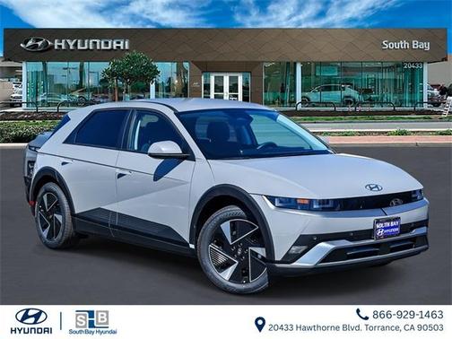 2025 Hyundai IONIQ 5 SE Standard Range