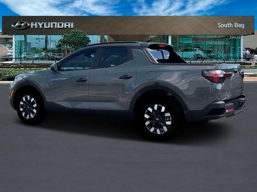 2025 Hyundai SANTA CRUZ SEL Activity