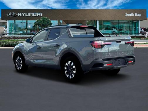 2025 Hyundai SANTA CRUZ SEL Activity