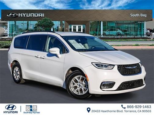 2022 Chrysler Pacifica Touring-L