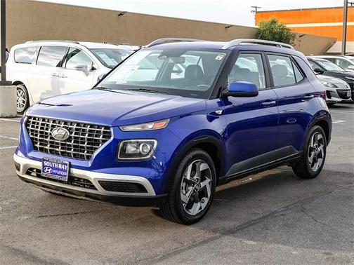2023 Hyundai VENUE SEL