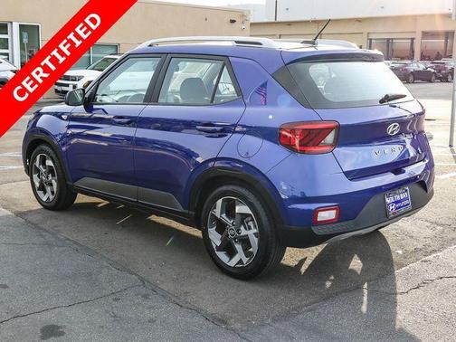 2023 Hyundai VENUE SEL
