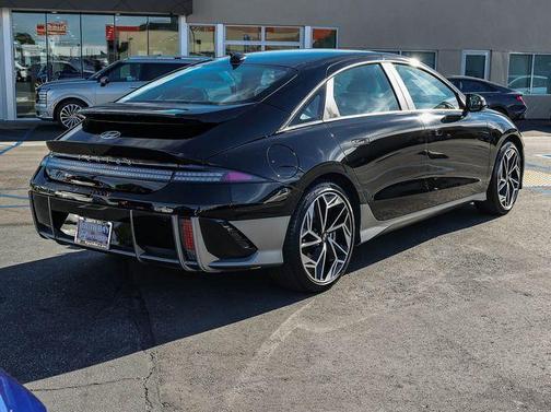 2023 Hyundai IONIQ 6 SEL