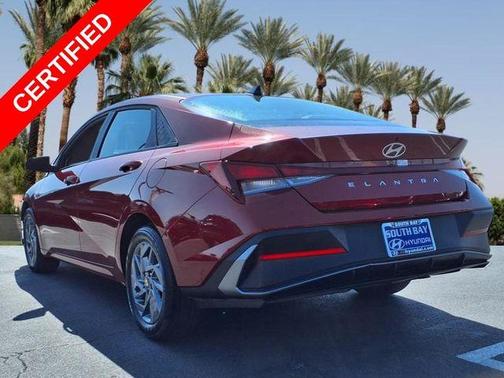 2024 Hyundai ELANTRA SEL