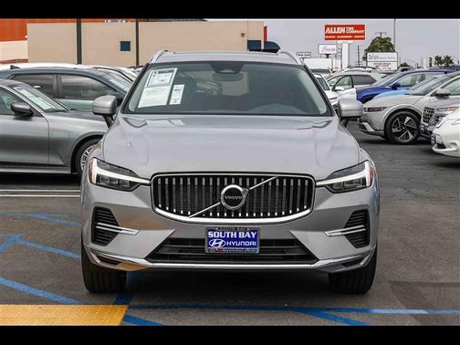 2022 Volvo XC60 Recharge Plug-In Hybrid T8 Inscription Expression Extended Range