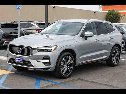 2022 Volvo XC60 Recharge Plug-In Hybrid T8 Inscription Expression Extended Range