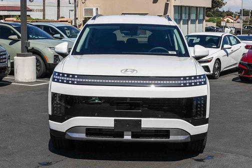 Snow White Pearl 2026 Hyundai IONIQ 9 SE