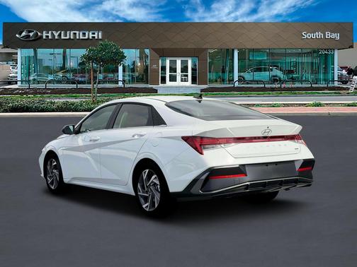 2026 Hyundai ELANTRA HEV Limited