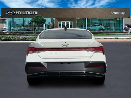 2026 Hyundai ELANTRA HEV Limited