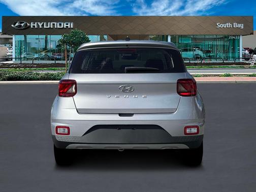 2026 Hyundai VENUE SE