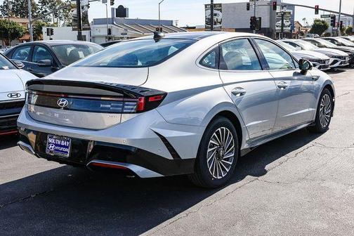 2026 Hyundai SONATA Hybrid Limited