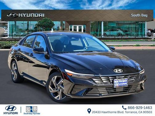 2026 Hyundai ELANTRA Limited