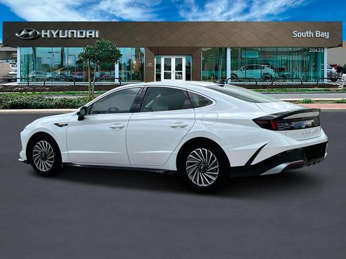 2025 Hyundai SONATA Hybrid SEL