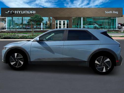 2025 Hyundai IONIQ 5 SE