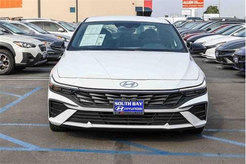2025 Hyundai ELANTRA HEV SEL