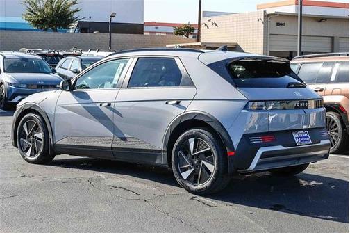 2025 Hyundai IONIQ 5 SEL