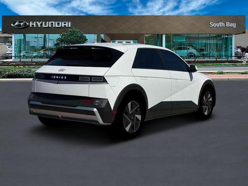 2025 Hyundai IONIQ 5 SE