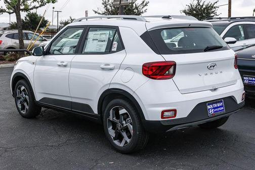 Lunar White 2026 Hyundai VENUE SEL