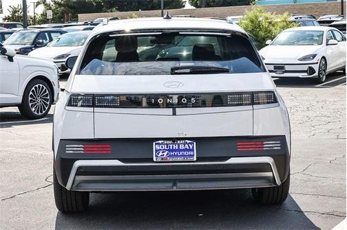 2025 Hyundai IONIQ 5 SEL