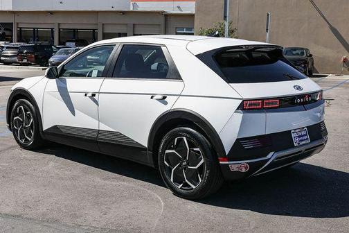 2024 Hyundai IONIQ 5 SEL