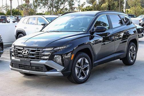 Phantom Black 2026 Hyundai SANTA CRUZ Limited