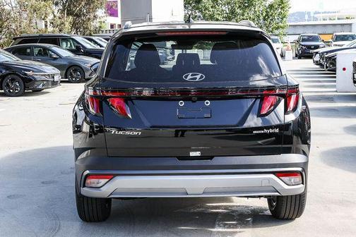 Phantom Black 2026 Hyundai SANTA CRUZ Limited