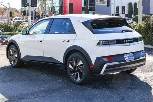 2026 Hyundai IONIQ 5 SEL