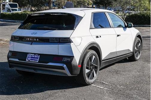 2026 Hyundai IONIQ 5 SEL