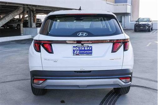 2026 Hyundai TUCSON Hybrid Blue SE