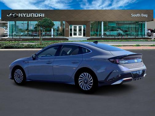 2026 Hyundai SONATA Hybrid SEL