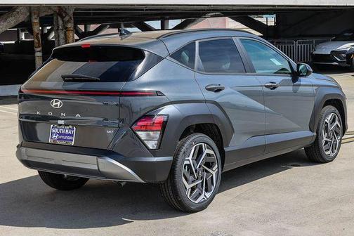Gray Pearl 2026 Hyundai KONA SEL Premium