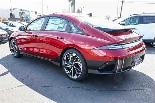 2025 Hyundai IONIQ 6 SEL