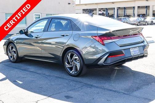 2025 Hyundai ELANTRA HEV SEL