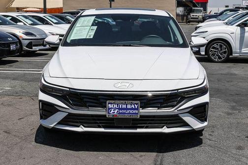 White 2025 Hyundai ELANTRA SEL Convenience