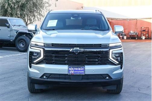 2025 Chevrolet Suburban RST