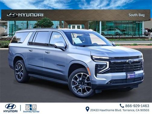 2025 Chevrolet Suburban RST