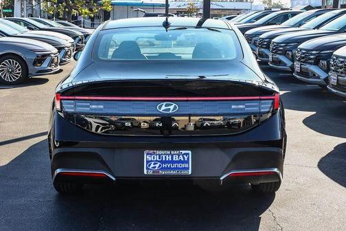 2026 Hyundai SONATA SE