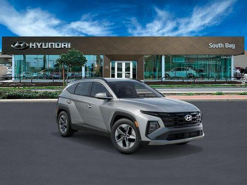 Shimmering Silver 2026 Hyundai TUCSON SEL