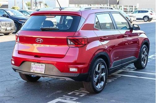 2023 Hyundai VENUE SEL