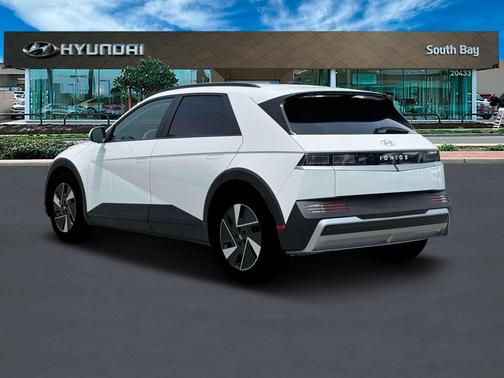 2025 Hyundai IONIQ 5 SEL