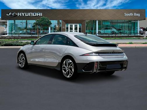 2025 Hyundai IONIQ 6 Limited