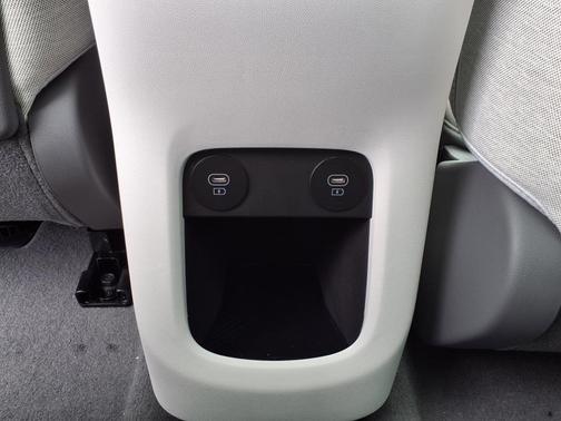 2025 Hyundai IONIQ 5 Limited