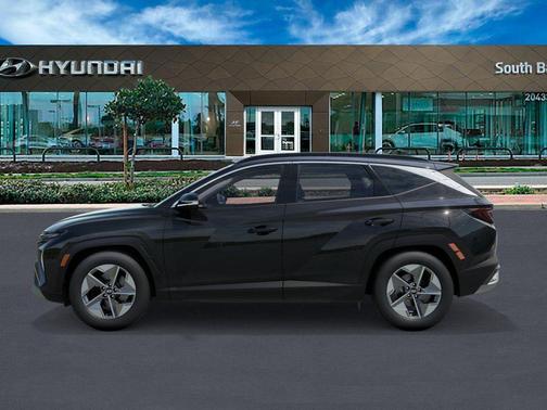 Phantom Black 2026 Hyundai TUCSON SEL Premium