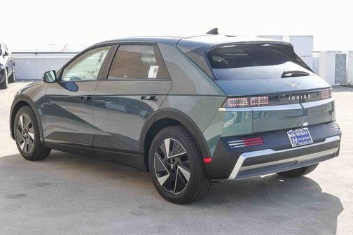 2026 Hyundai IONIQ 5 SEL